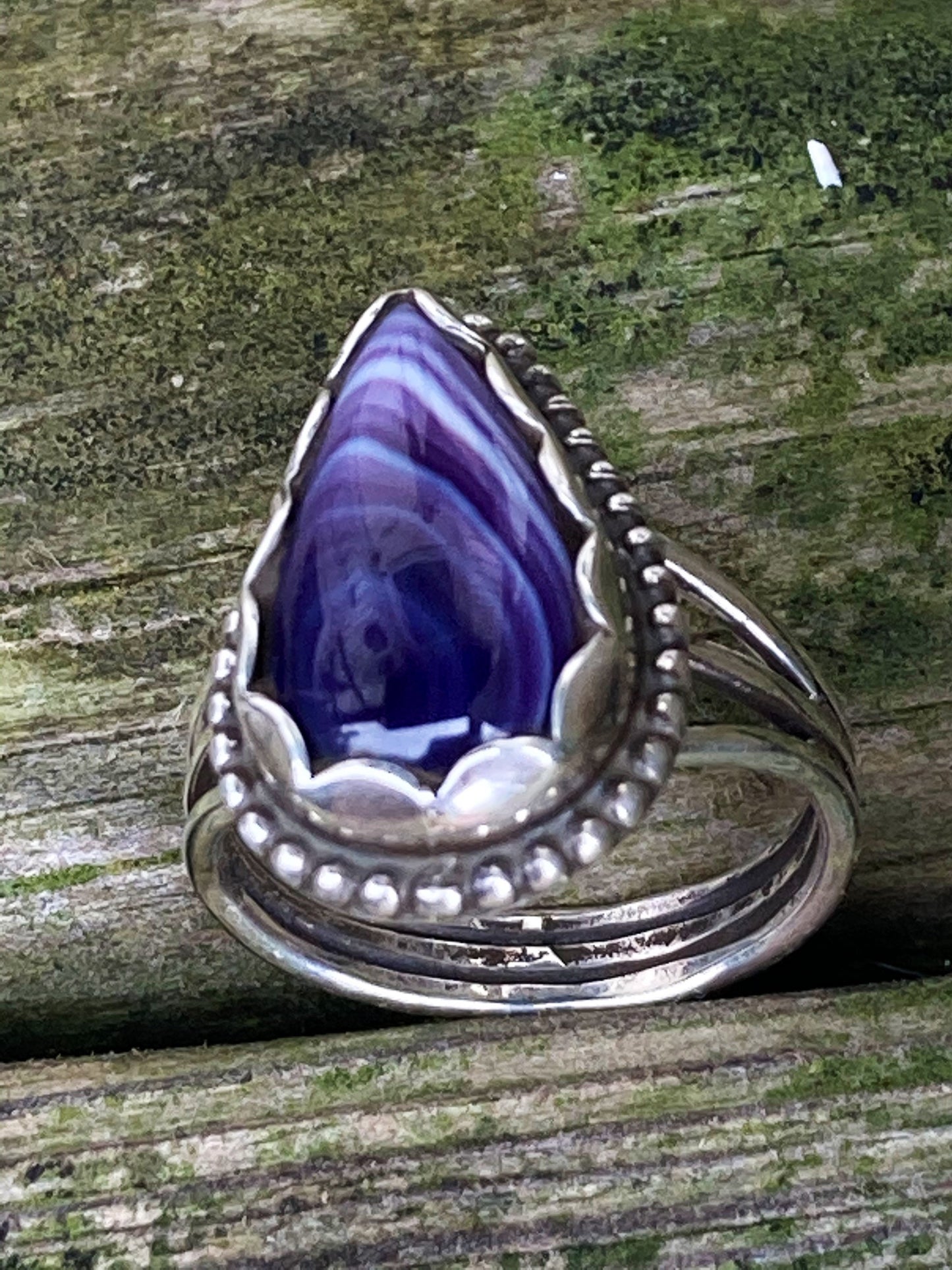 Intricate Wampum Tear Drop Sterling Silver Ring.
