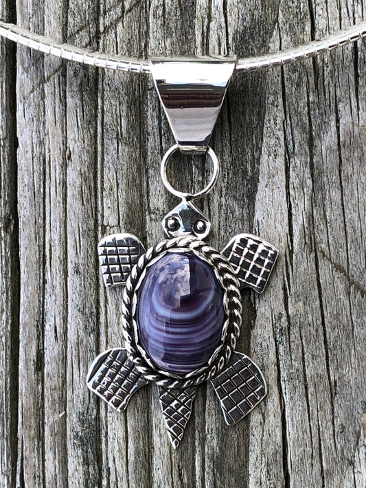 Wampum Sterling Turtle necklace with Omega chain