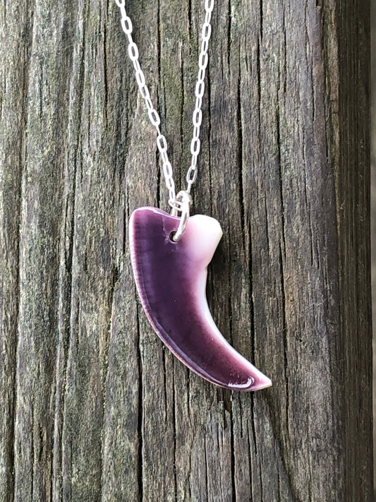 Wampum imitation Claw Necklace