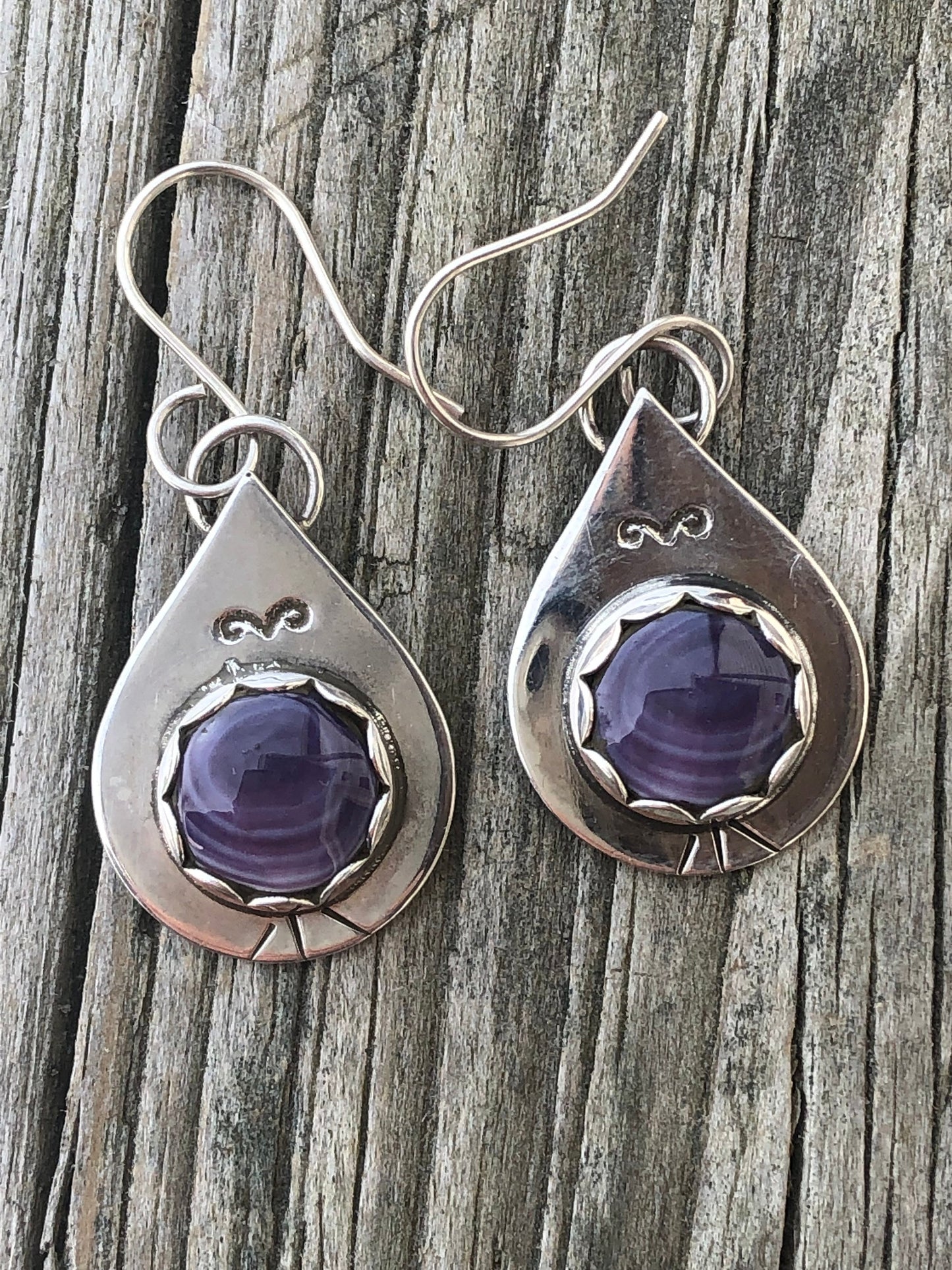 Teardrop setting wampum earrings