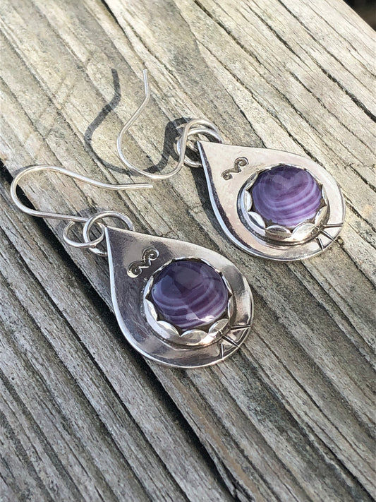 Teardrop setting wampum earrings