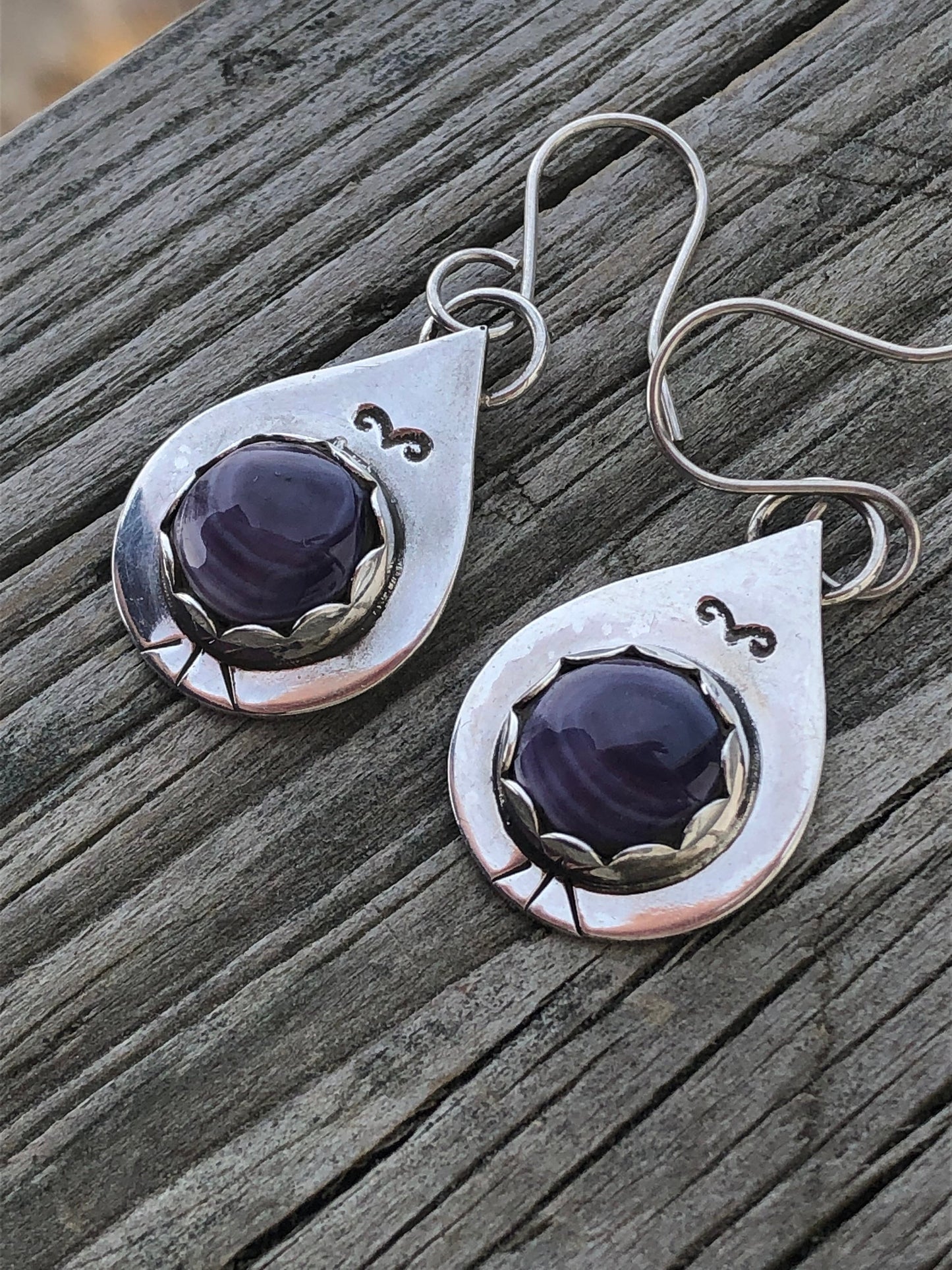 Teardrop setting wampum earrings