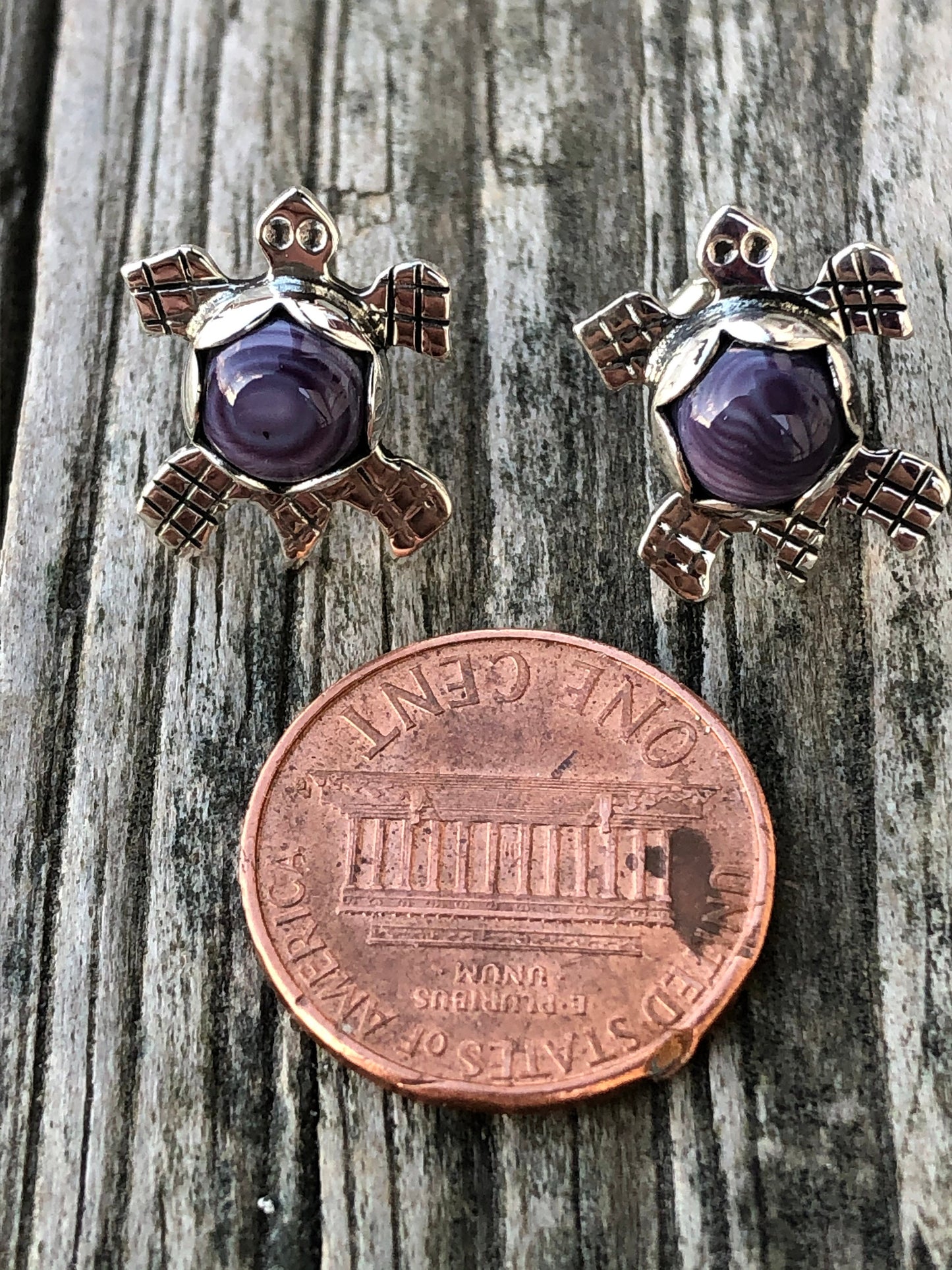 Wampum turtle stud earrings