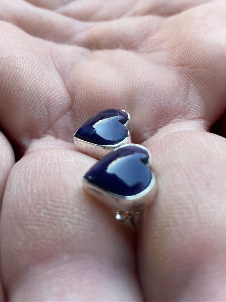 Petite wampum heart studs