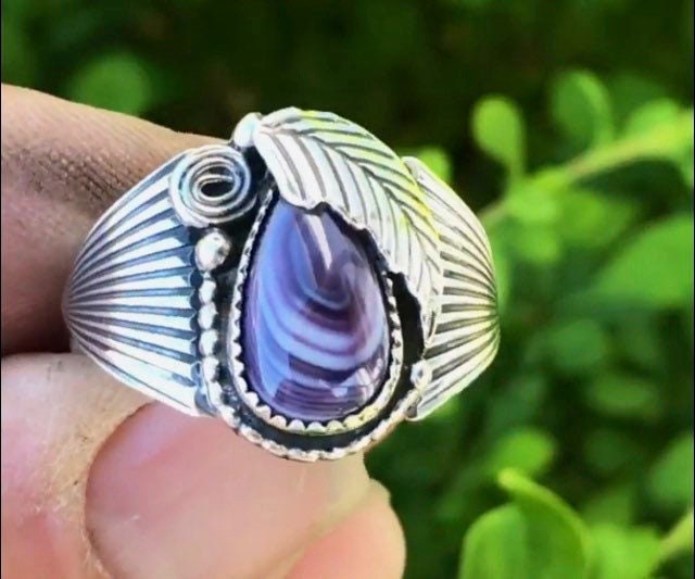 Heavy duty Intricate Wampum Tear Drop Leaf Sterling Silver Ring.
