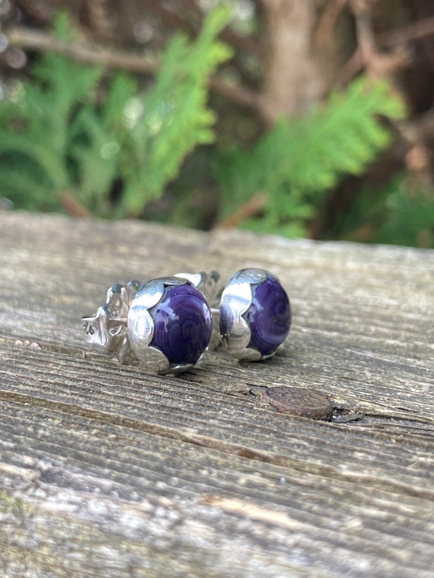 Wampum studs.